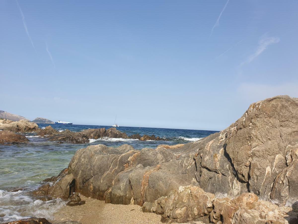 Home On Sardinia Beach オルビア エクステリア 写真